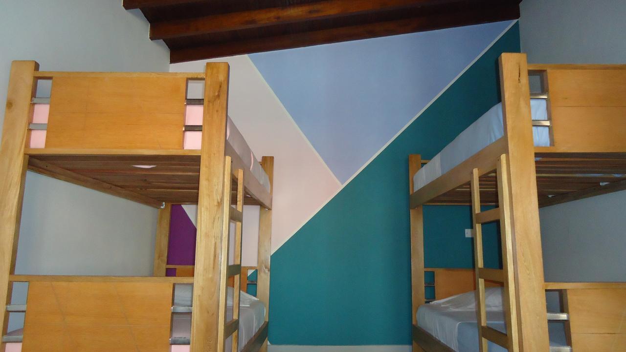 Iris Hostel Medellín Zewnętrze zdjęcie