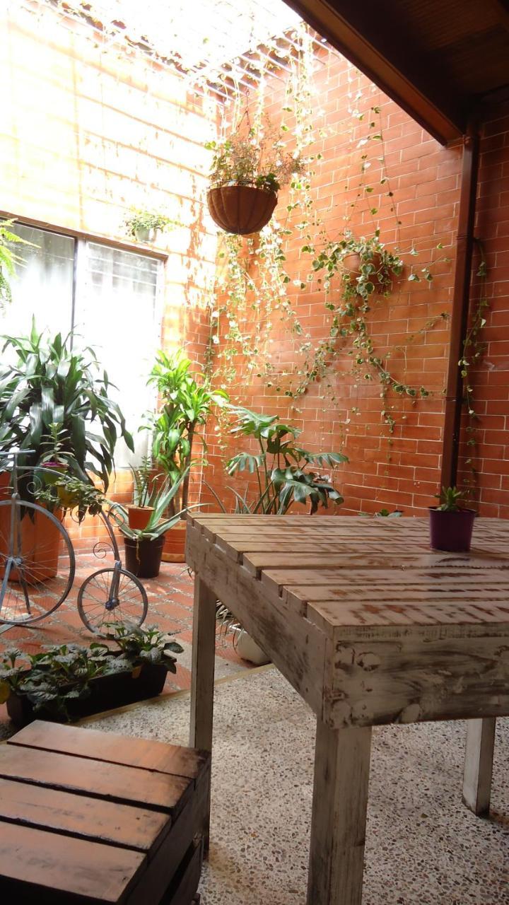 Iris Hostel Medellín Zewnętrze zdjęcie